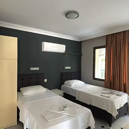 Metropolitan Aparthotel *