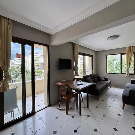 Metropolitan Aparthotel